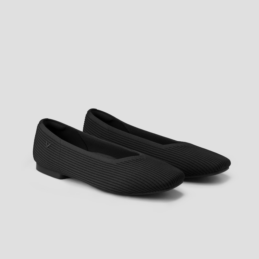 VIVAIA | Square-Toe V-Cut Flats  Size 9.5 W